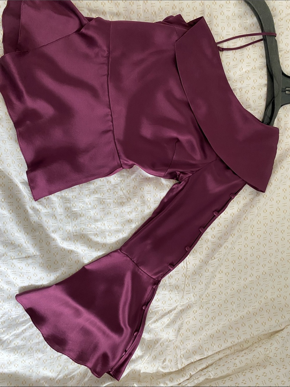 Tops - Picture 2 of 3